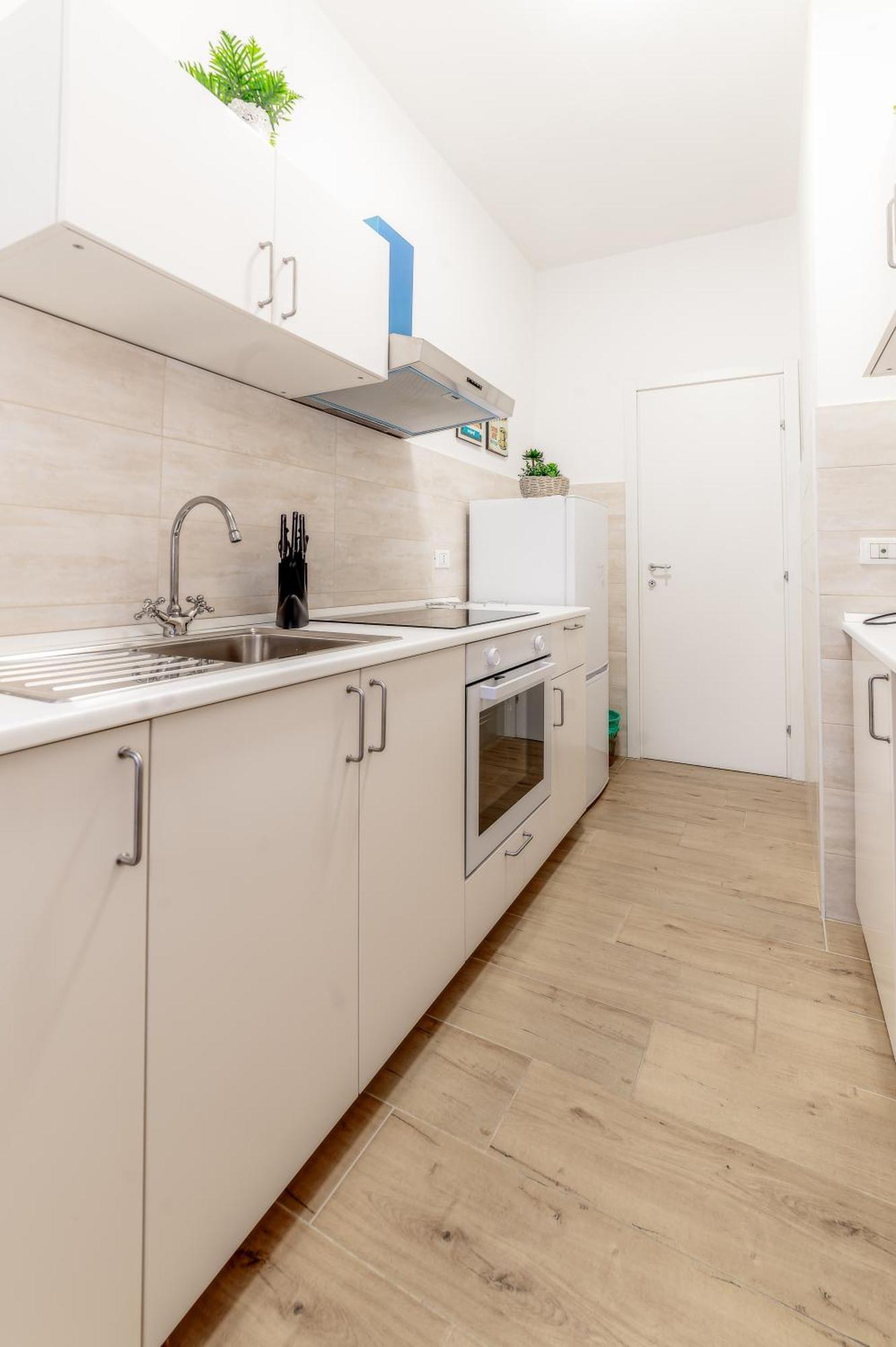 Mary Flat - Metro Garbatella Apartamento *